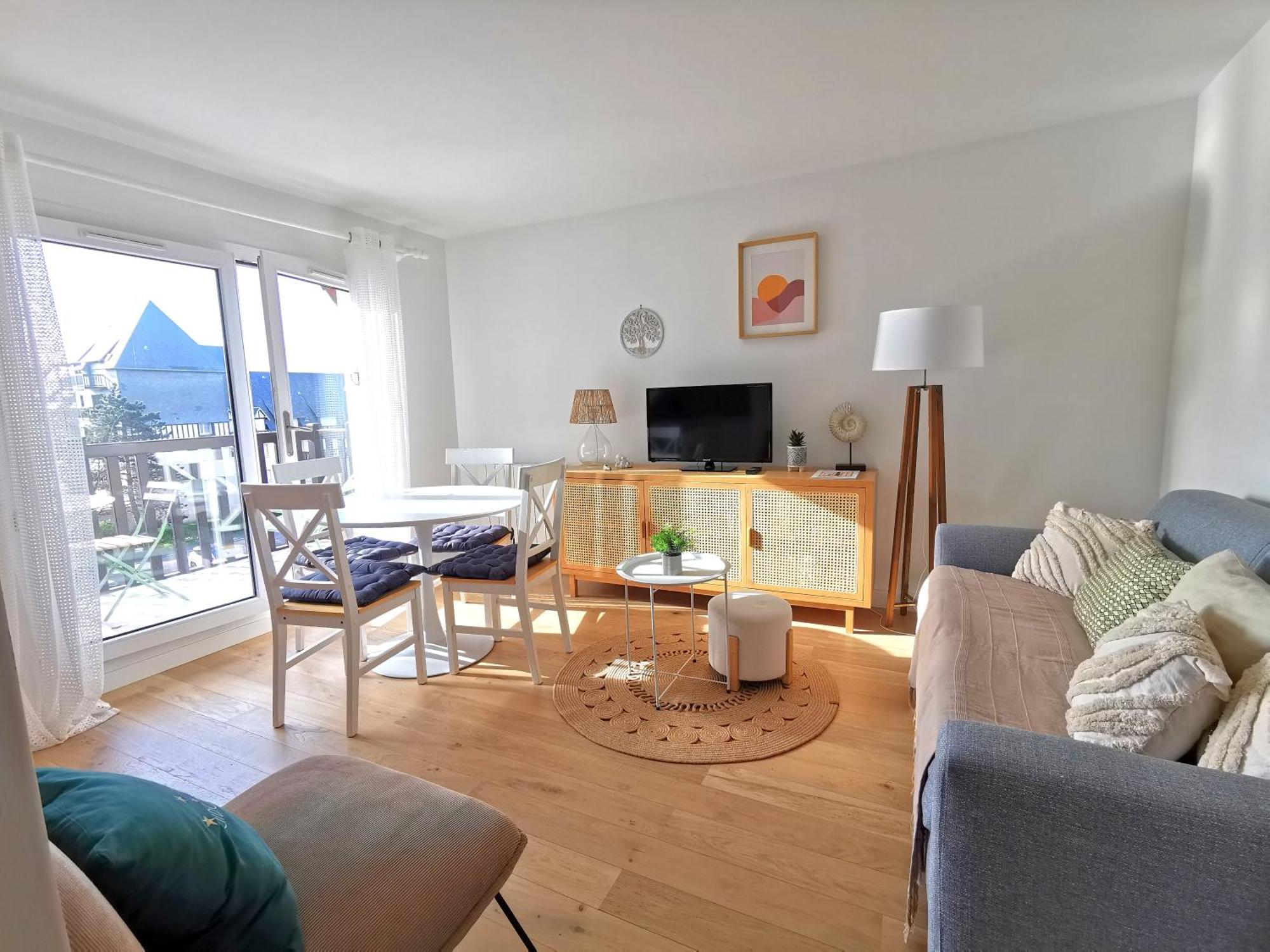 Cabourg Cosy, Appartement Refait A Neuf, 5 Min A Pied De La Mer Exterior photo